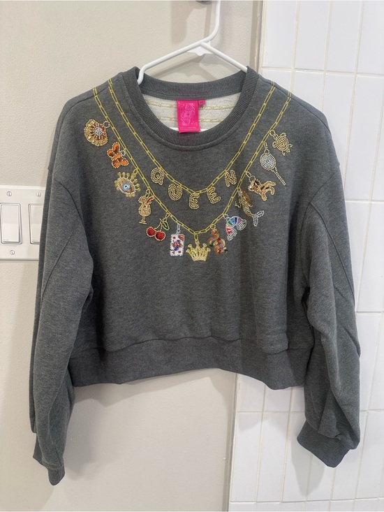 QUEEN OF SPARKLES Sweaters - Queen of Sparkles Charm Necklace Sweatshirt Size XS